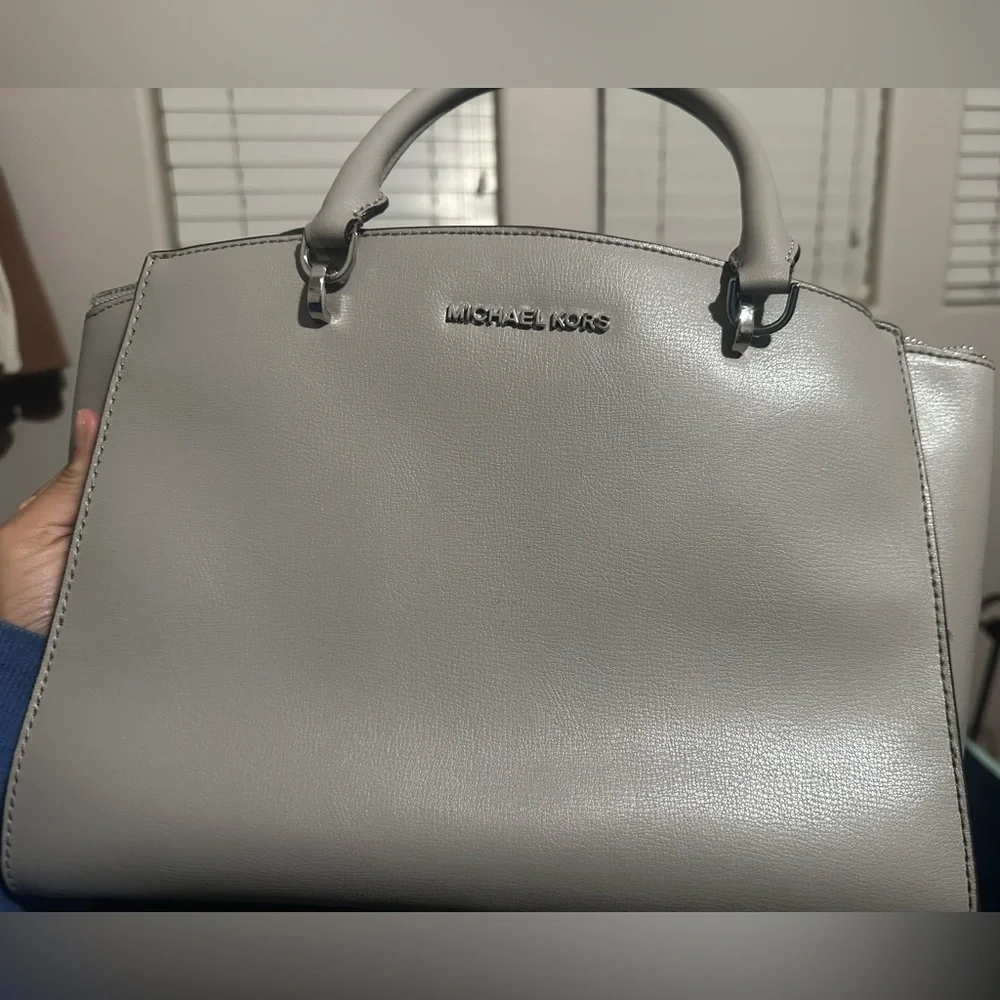 Michael Kors Leather Shoulder Bag - Picture 3 of 6